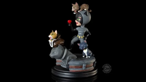 Catwoman figurine Q-Fig Elite - DC Comics – Image 4