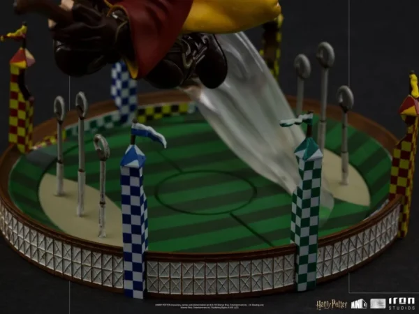 Harry Potter figurine Mini Co. Illusion - Harry Potter at the Quidditch Match – Image 8