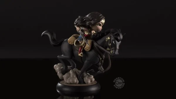 Wonder Woman figurine Q-Fig MAX - DC Comics Movie – Image 8